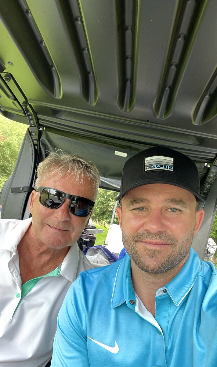 dave_lovett's tweet photo. Beauty day on the course with big guy! ⛳️ https://t.co/6VXDCHTG8T