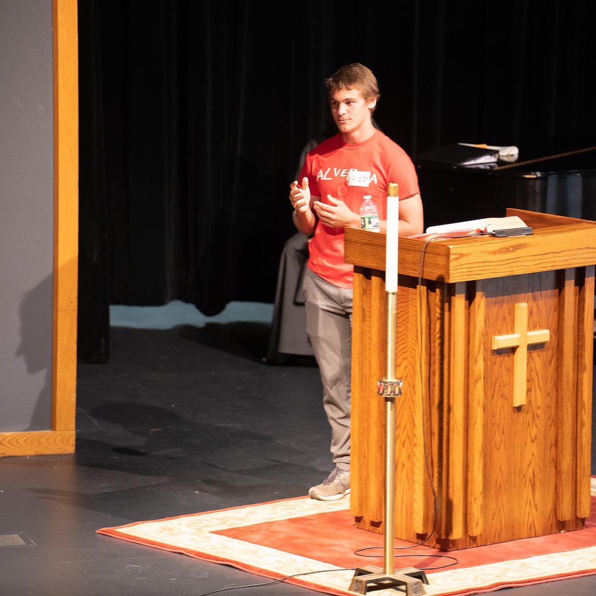 Stfrancishigh's tweet photo. We had a packed schedule for the freshmen retreat with tours, games, pizza, and opportunities to welcome new friendships through the brotherhood. Later in the schedule, a few of our Alverna students gave a quick talk about their first day on campus and tips on how to succeed. https://t.co/31iqbuRkQd