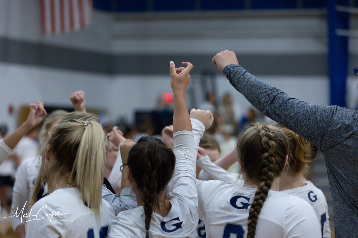 Varsity Volleyball beats Knoxville Trailblazers, 25-7, 25-13. Marli Watkins 8 kills, 2 aces, 6 digs. Kendall Stansbury 6 kills. Taylor Rose 6 kills, 6 digs. Anna Ballard with 9 assists. Hannah Lewis with 7 assists.