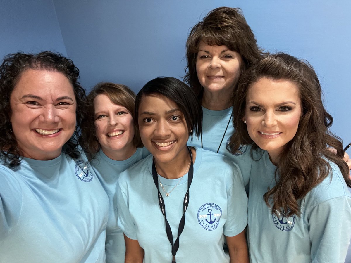 Office staff ready for a great year!  ⁦<a href="/HmjohnsonM/">PrincipalHMJohnson</a>⁩ ⁦<a href="/FuquayVarinaES/">FVES</a>⁩