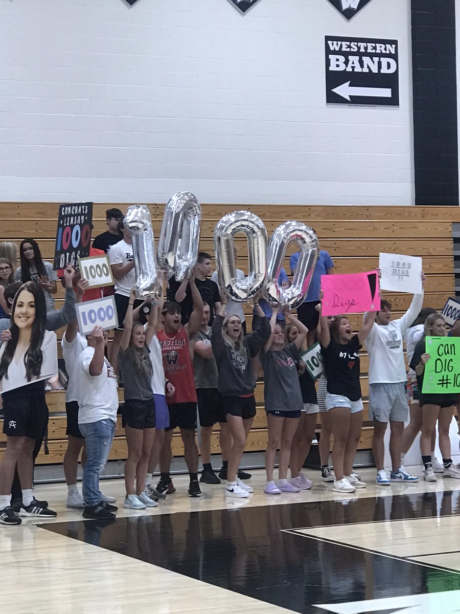 eflick13's tweet photo. Congrats to Linsay Guge on her 1000 dig @Panthers_AD https://t.co/D0gPvBzsj6