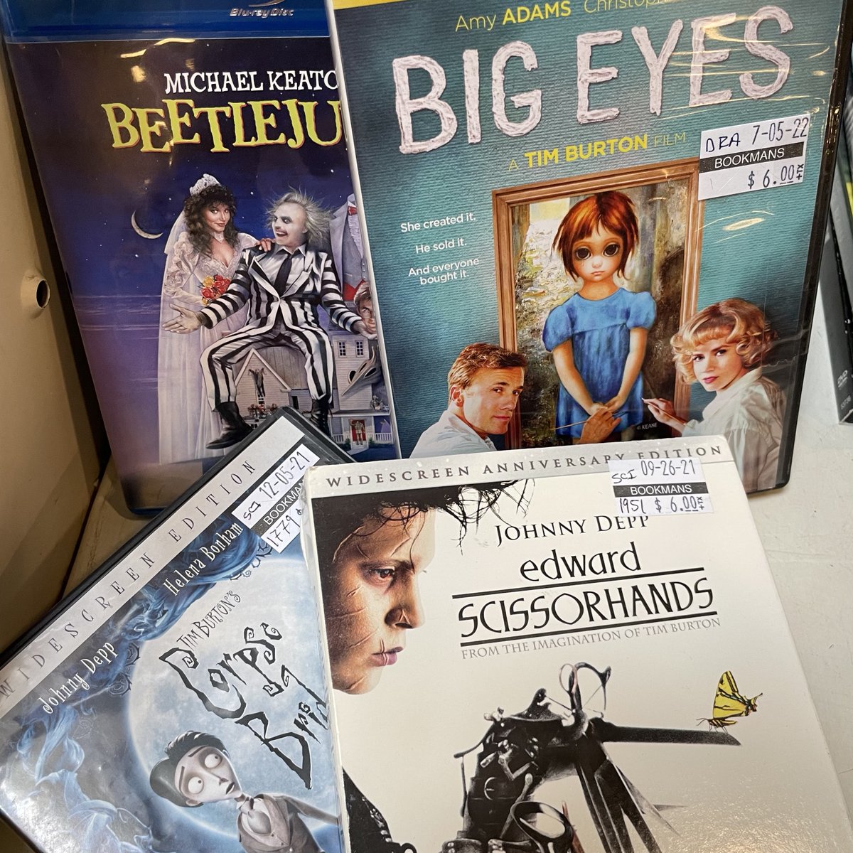 bookmans's tweet photo. Happy birthday Tim Burton! Comment your favorite film or character below! #timburton #peeweesbigadventure #film #stopmotion #dvd #bluray #beetlejuice #bioexorcist #edwardscissorhands #blockbusters #used #buyselltrade #recycle https://t.co/jDooUyip1Q