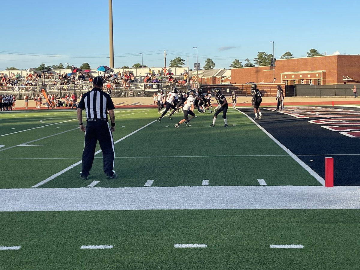 trawickk's tweet photo. First home volleyball and football game for the Hawks! Taking on Discovery and Liberty tonight.  @monroviahawks @MCSSAthletics #letsgohawks https://t.co/U7Y6iDWdXw