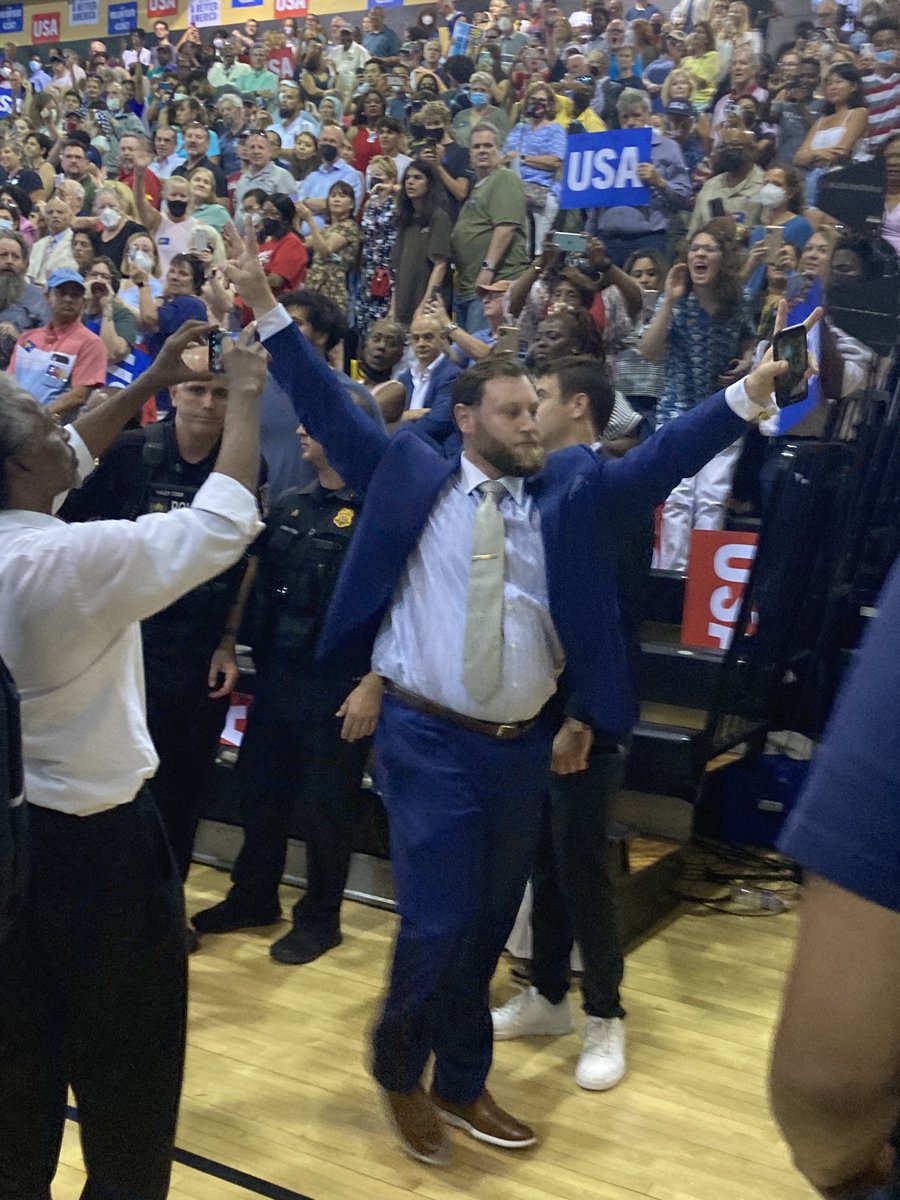 Aamer Madhani on Twitter: 