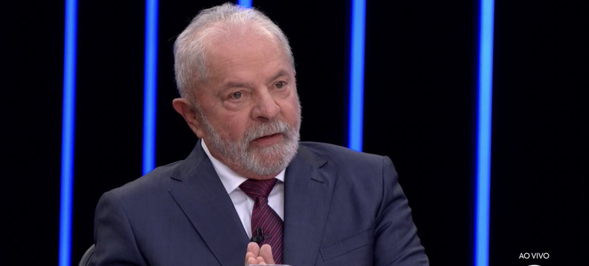 NazareAmarga's tweet photo. Lula: "O Bolsonaro parece o bobo da corte", e foi bem aqui que ele disse TUDO https://t.co/wxi7Tjjyj0