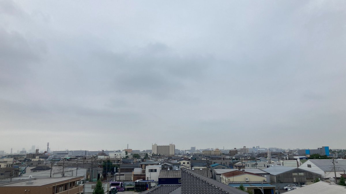 TAIHO_tweet's tweet photo. おはようございます😄
#川口市 は曇り☁️☁️☁️
今日は34℃ぐらいまで気温が上がるようですが、朝方は涼しかったです。朝晩に涼しいだけでも過ごしやすさが全然違いますね😆
では今日も頑張ります💪💪💪

#企業公式相互フォロー
#企業公式が毎朝地元の天気を言いあう https://t.co/09XMI1mwoC