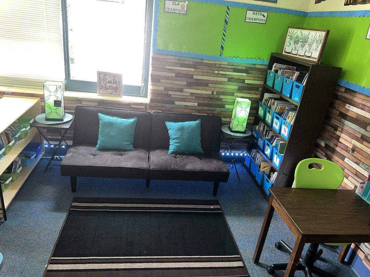 Dbennett2D's tweet photo. Reading is essential…… Today a Reader …Tomorrow a Leader #BetteratBugg #ReadingCorner #Year10 https://t.co/m3ZOYqsGwM