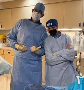 Mark Lessne, MD (@lessnevir) on Twitter photo Guess which superstar --excuse me-- which BOSS I got to scrub w today!
<a href="/TheVeinBoss/">Erin Murphy</a>
Because 2 Br-Veins are better than one!
#TeamWork #Patientsfirst
<a href="/SIRspecialists/">Society of Interventional Radiology</a> <a href="/VascularSVS/">Vascular SVS</a> Guess which superstar --excuse me-- which BOSS I got to scrub w today!
<a href="/TheVeinBoss/">Erin Murphy</a>
Because 2 Br-Veins are better than one!
#TeamWork #Patientsfirst
<a href="/SIRspecialists/">Society of Interventional Radiology</a> <a href="/VascularSVS/">Vascular SVS</a>