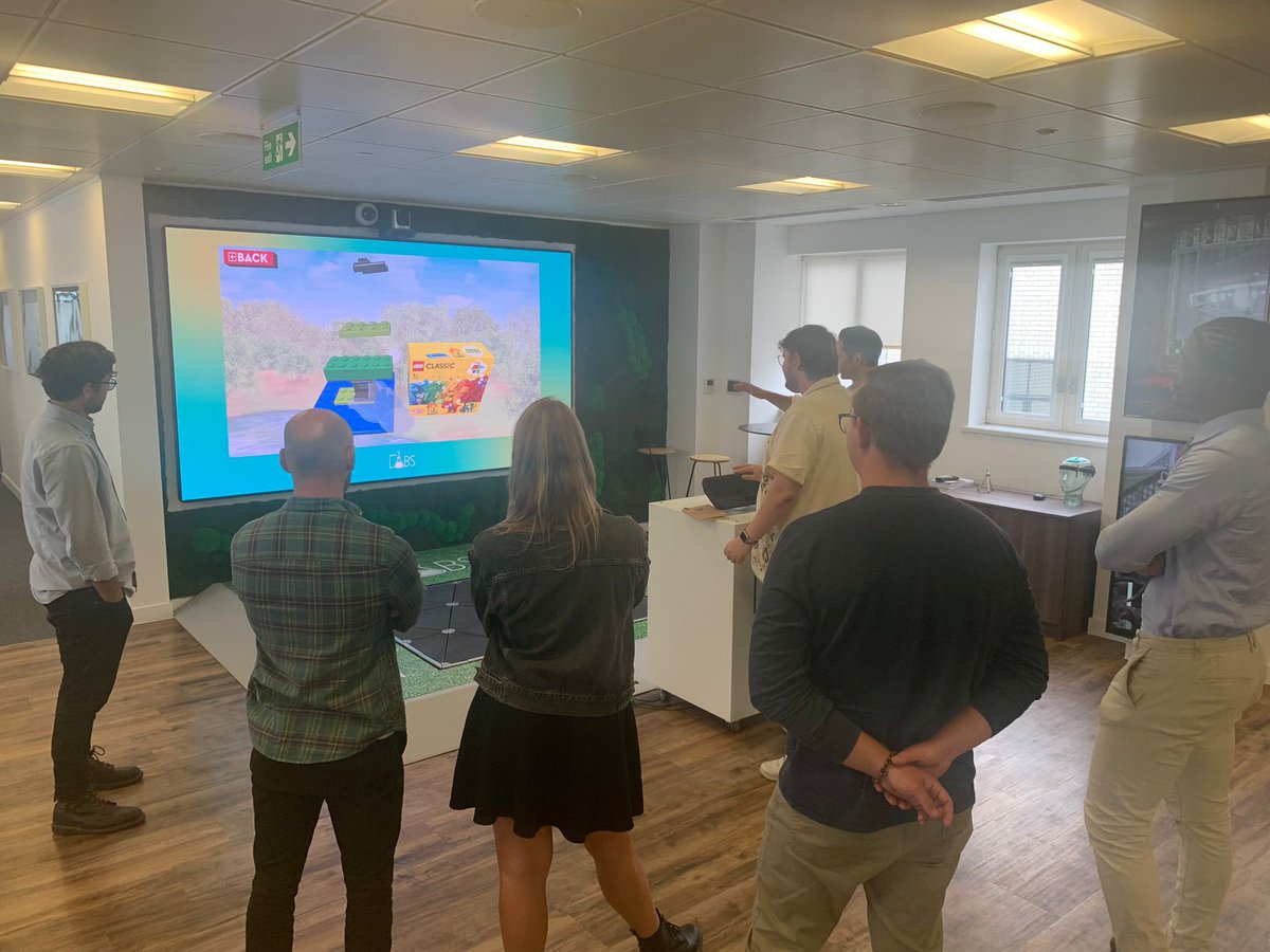 Great to take a look at some of the fantastic tech from <a href="/OceanOutdoorUK/">Ocean Outdoor UK</a> that’s being implemented into OOH! From haptics, to real life mind control and of course a look at the metaverse… <a href="/Goodstuffers/">Goodstuff</a> are excited to book some campaigns that can utilise this fantastic tech!