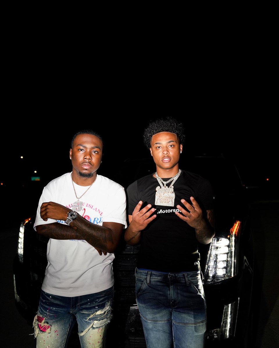 BmoreLilKey's tweet photo. Mob Ties ! 🔋@lifewluhkel #YnC #3Hawd https://t.co/ija37F9ZKZ