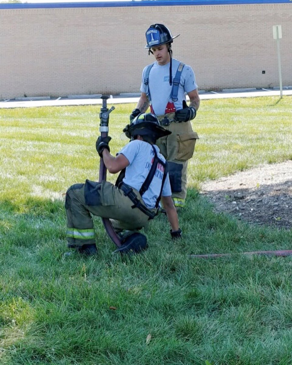PinevilleFire's tweet photo. Over the past few months Pineville Probationary Firefighters have been taking time to learn and focus on specialized training to prepare them to become members in the future! #probationary #Training #firetraining https://t.co/dNEtbaupiW