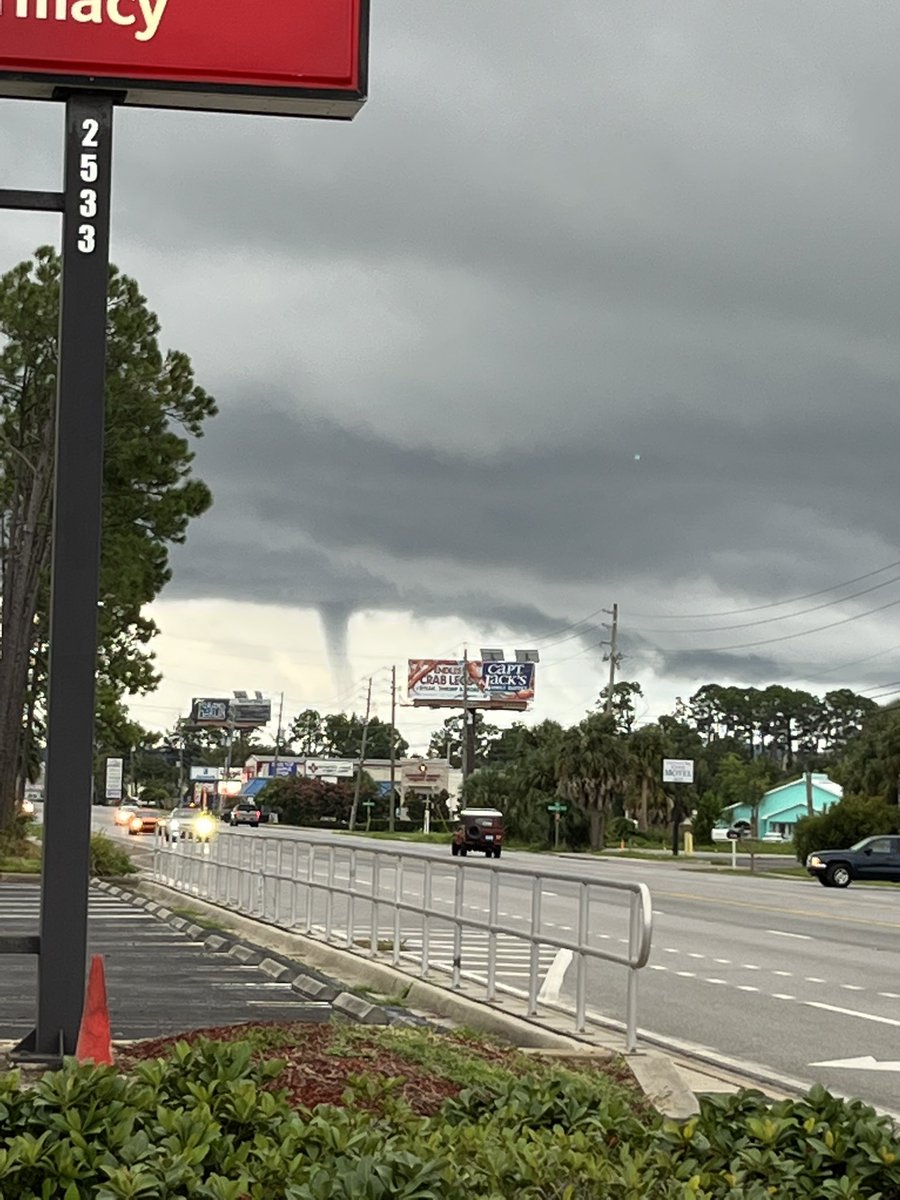 A little twisty fun to end the work day.  #panamacity #panamacitybeach #baycounty <a href="/WMBBTV/">WMBB News 13</a> @<a href="/WJHG_TV/">WJHG-TV</a>