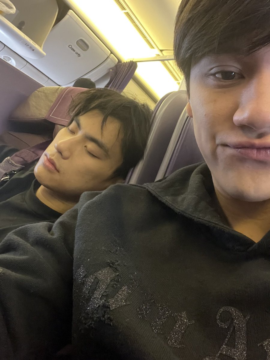 🛫🛫                                             🛬🛬