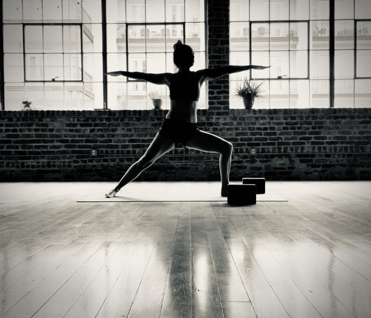 Mdarling30's tweet photo. Just a few screen grabs from a recorded practice. Perks of having studio time by my lonesome 😎🤙🧘‍♀️ https://t.co/xhB6vOJpON