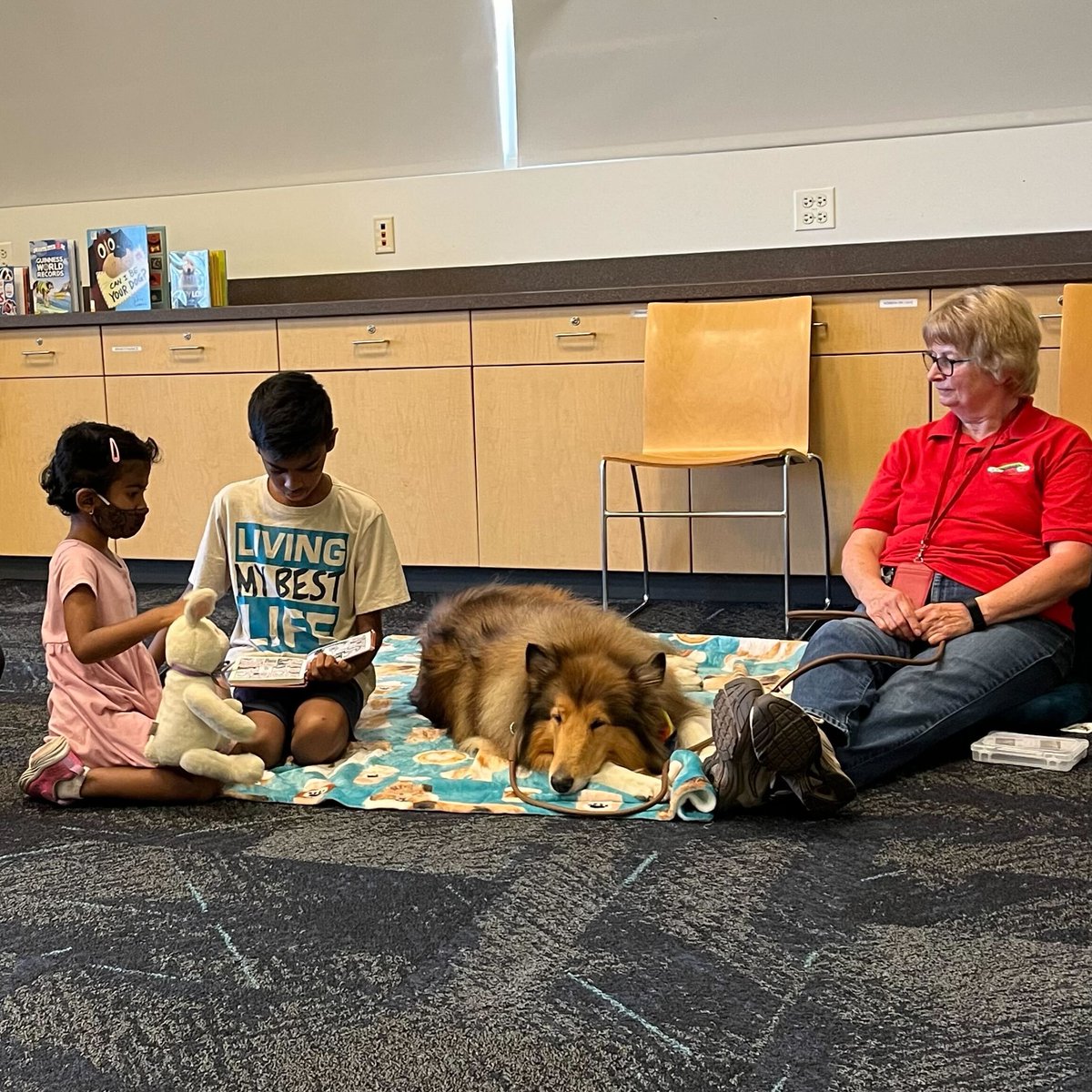 CookLibrary's tweet photo. A round of "a-paws!" for our readers who read to the Rainbow Animal Assisted Therapy dogs for our Paws for Reading program! We had so much fun! 🐾📚

#AspenDriveLibrary #CookParkLibrary #PawsforReading https://t.co/Hf11szNtMt