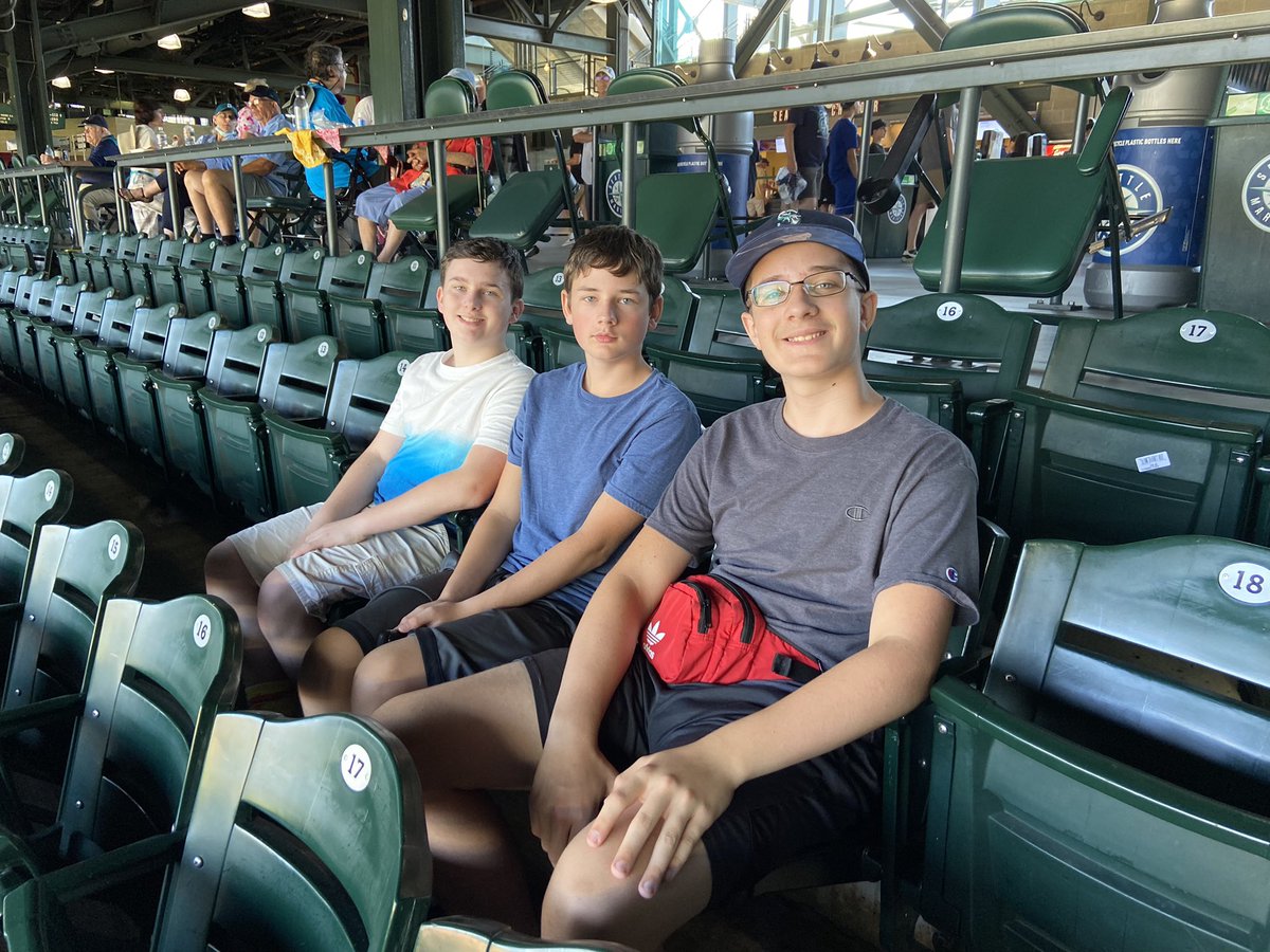 Teenagers in the house!  #seausrise <a href="/Mariners/">Seattle Mariners</a>