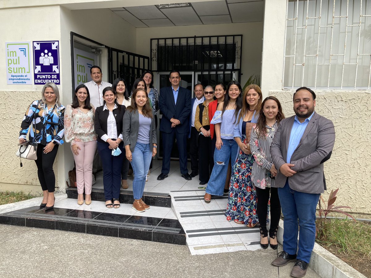 espae's tweet photo. La @VUB y la Escuela de Negocios de @espol @espae formaron @impulsumec iniciativa orientada a brindar apoyo a emprendedores sociales. Hoy inauguramos las oficinas que acogerán  proyectos y programas a beneficio del ecosistema emprendedor. https://t.co/u4I7tTqUKr