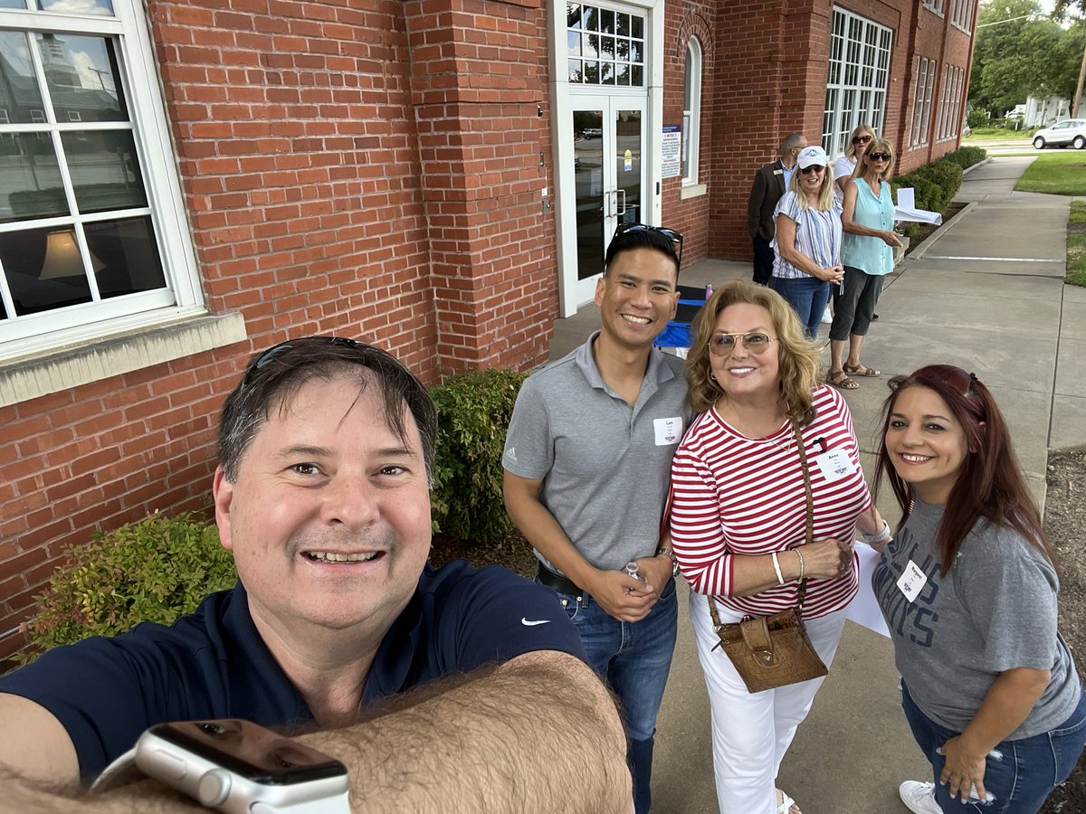 sp11813's tweet photo. Richardson school building became the Richardson Administrative building. Historic brick building built in 1914. #leadrich https://t.co/i43QZ5ywJ5