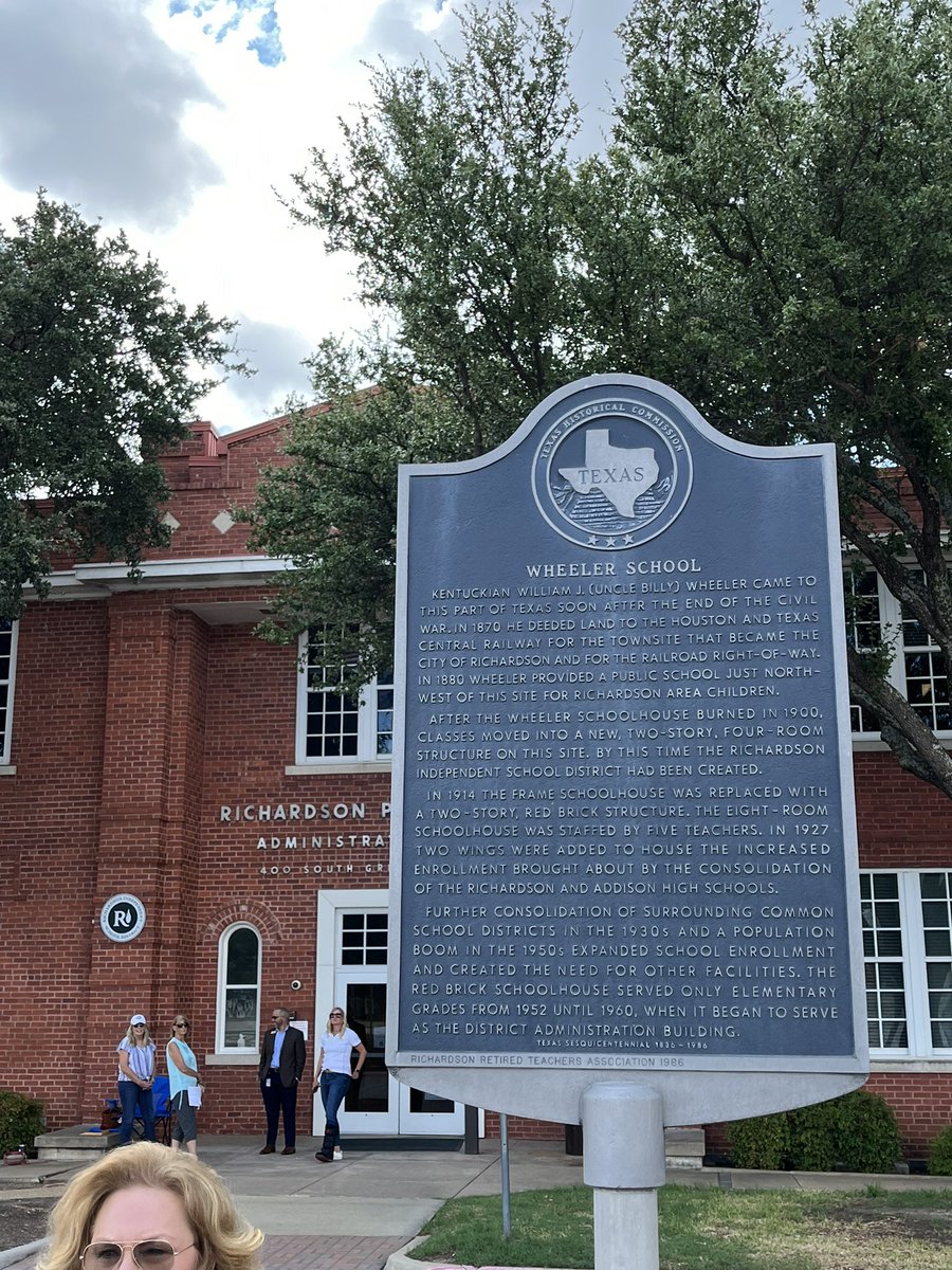 sp11813's tweet photo. Richardson school building became the Richardson Administrative building. Historic brick building built in 1914. #leadrich https://t.co/i43QZ5ywJ5