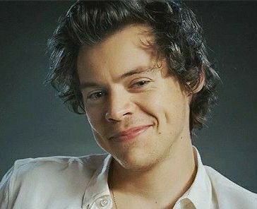 hstylespics's tweet photo. Harry’s dimpled smile https://t.co/96G5kbltbO