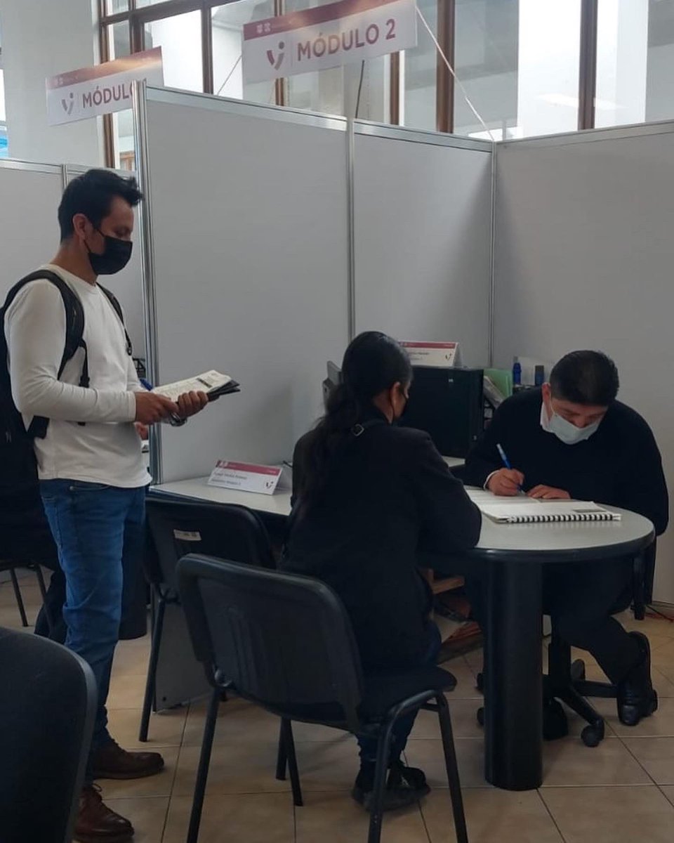 La <a href="/eap_cdmxoficial/">EAP de la Ciudad de México</a> realiza evaluaciones diagnóstico-prácticas a personas servidoras públicas que se encuentran en áreas de atención ciudadana del @INVI,  <a href="/XochimilcoAl/">Alcaldía Xochimilco</a> y <a href="/GobMilpaAlta/">Alcaldía Milpa Alta</a> como parte del proceso de certificación a más de 3 mil personas servidoras públicas.