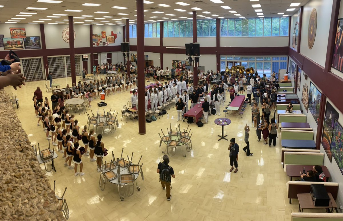 LoyalForeverAHS's tweet photo. Celebrating our football players today for Austin vs Stony Point. Go Maroons! https://t.co/UyIgVsZbIw