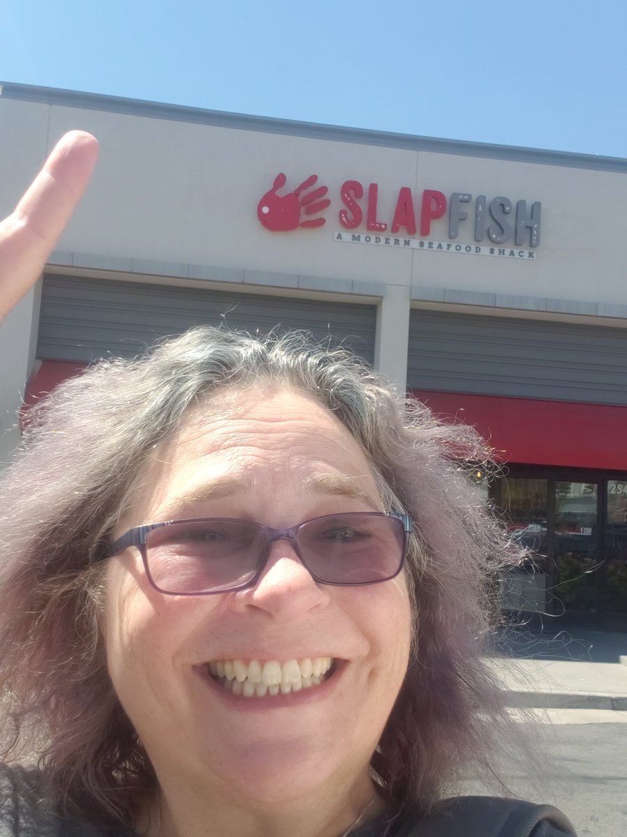 ToriP66's tweet photo. Bucket list item #2 today!!
(#1 was Golden Spike) #slapfish #epictravels #epicroadtrip #foodie 
(Pardon crazy open-window hair) https://t.co/oeFyCeuNRK