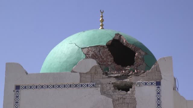 LyonnaLyu's tweet photo. the al-Nejashi Mosque, a symbol for the first introduction of Islam in Africa, was bombed in December 2020.

the mosque is one of the world’s earliest, built in the 4th cent by companions of Prophet Mohammed pbuh, who came to Ethiopia where they found a welcome refuge. https://t.co/oJfWBhYLDT