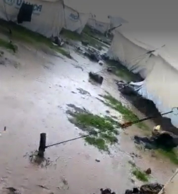 SelamawiN's tweet photo. RRS &amp; UNHCREthio re visiting to fertile lands but Eritrean Refugees in Ethiopia suffering Summer-Rain. Why didn't visit them? 
Refugees have equal Rights!
#Justice4EriRefugees 
#Save_Eritrean_Refugees
@Refugees @FilippoGrandi @hrw @IRCS @AUC_PAPS @US_AU @EUtoAU @EthioHRC @ESATtv https://t.co/idh0TQtNjH