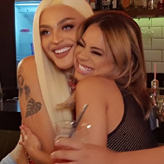 ProximaFaixa's tweet photo. Amizade de milhões!
@pabllovittar e @LexaOficial se conheceram em 2016 e ja tinham vontade de trabalhar juntas a muito tempo!
Vem ai #CAVALGADA
#magneticah https://t.co/nrLnm6kNn5