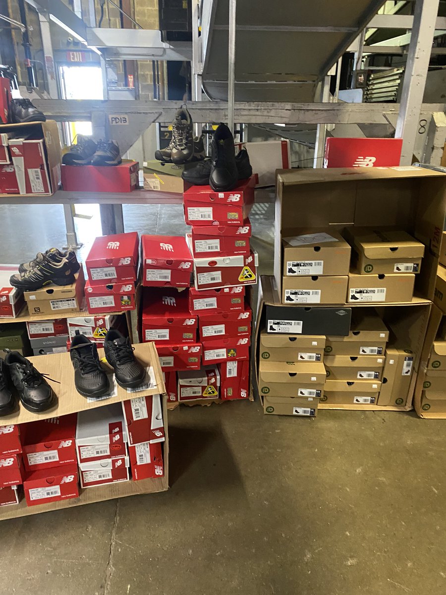 Clarissa8310's tweet photo. Shoutout to Achieve Footwear for putting this shoe event together for the UPSers at the Palatine Hub!! @ExperienceUPS @UPSers @CP_UPSers https://t.co/jyKw8i9roj