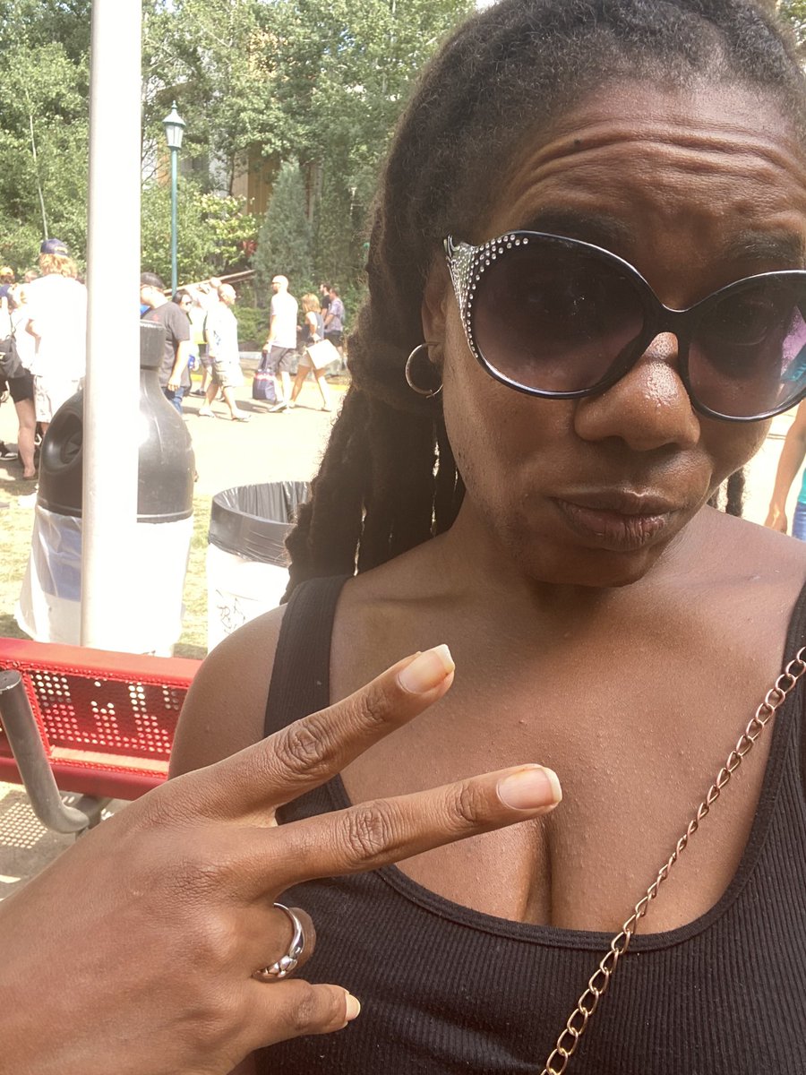 DeShayla Strachan tweet media