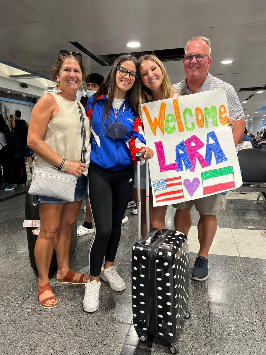 cieehsusa's tweet photo. Welcome Students! We hope you have the #bestyearever. #CIEE75Anniversary #ExchangeOurWorld #CIEEHSUSA https://t.co/42HX5tXuci
