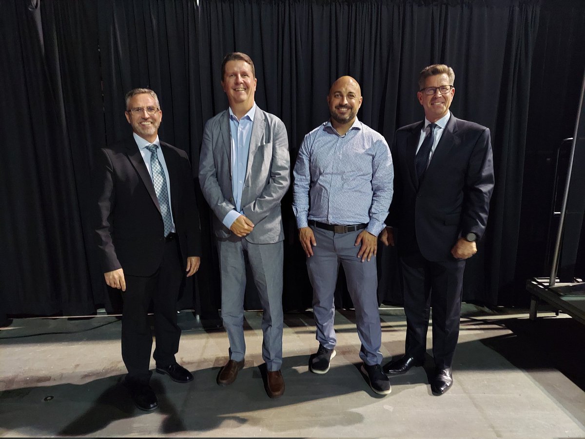 SandovalEcon's tweet photo. At SEA's luncheon, over 90% of attendees thought overall the event was excellent and very good! We want to thank our speakers Jason Lott the Vice President of CBRE, Dave Torres the Founder of Oso Negro Capital, and Tom Jones the Senior Vice President &amp; Principal of Colliers. https://t.co/Luh1CTOgVc