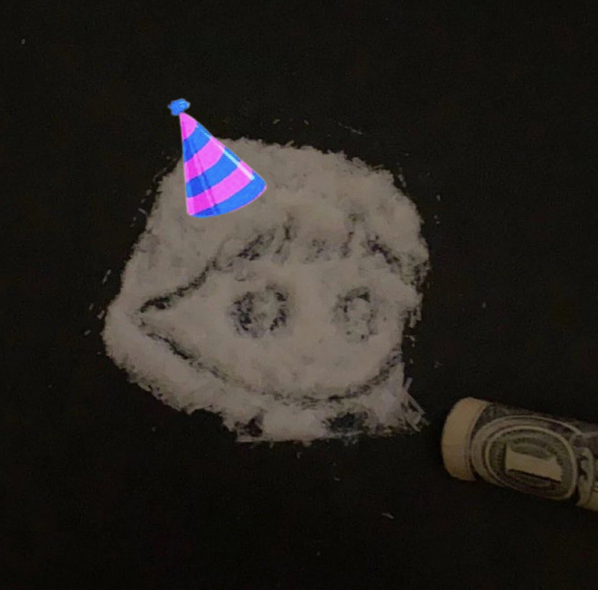 miladymaker's tweet photo. @seasonofterror Having an absolute BLAST at the Milady birthday party 🎉🥳😝 https://t.co/GWOXoAA40m