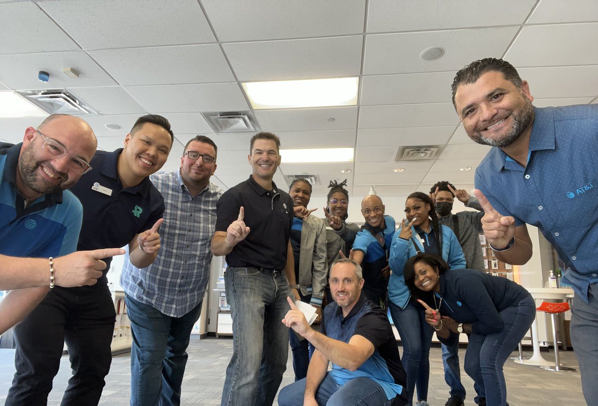 In <a href="/One_FLA/">OneFLA</a> with Cell World! Huge thank you to <a href="/jrluna11/">JR Luna</a> <a href="/Hdncorp/">Henry Nguyen</a> <a href="/Pedro__Nav/">Pedro Navarro</a> for spending a day with us. <a href="/AR_Retail_Chnnl/">Authorized Retail Channel</a> <a href="/CowboyBart333/">JohnBart</a>