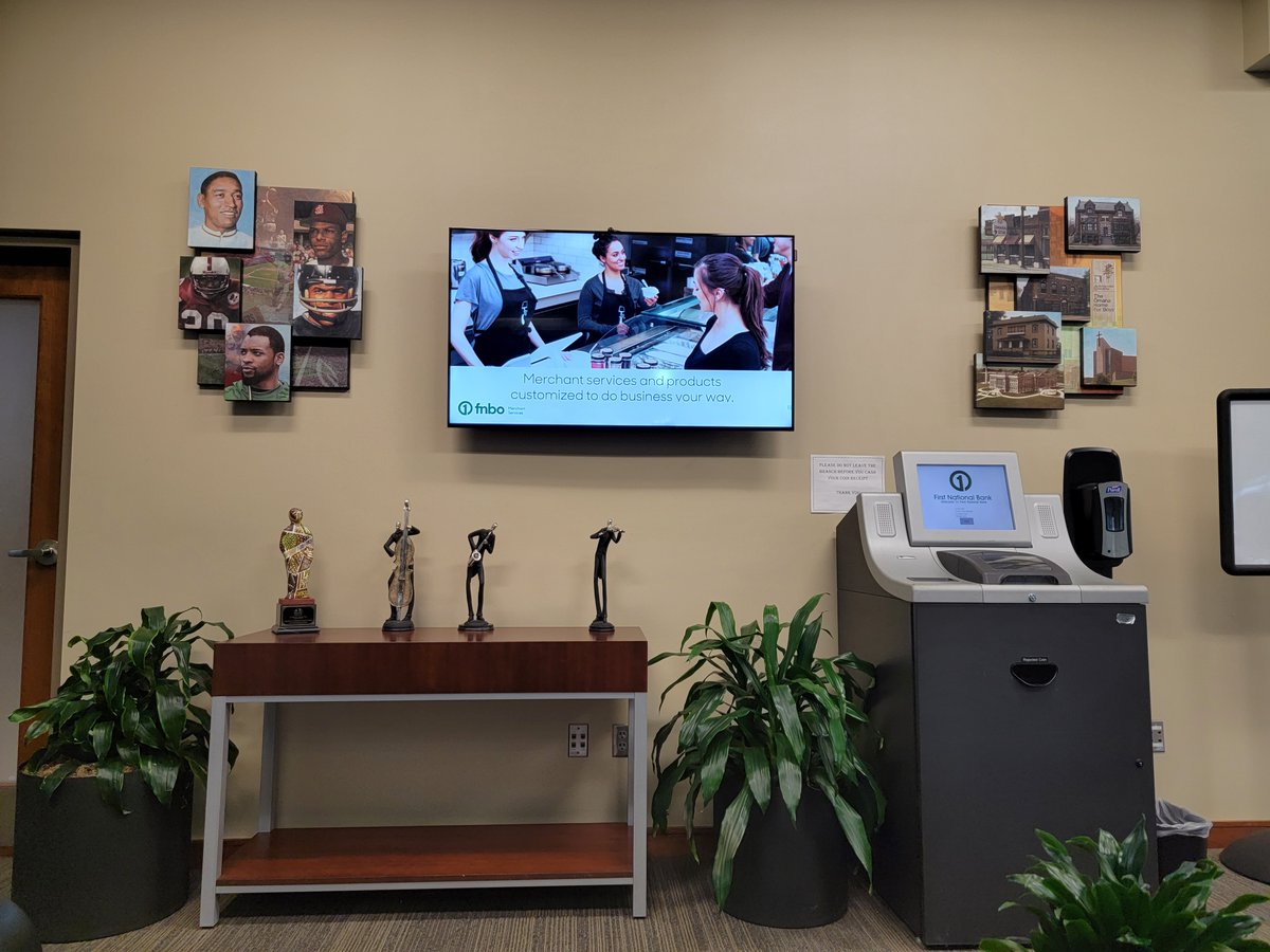 More pics of the Huge bank project we did.
linktr.ee/KingsHartCommu…

#cheifmounts #bankjob  #straightfire #tvmount #Ledboard #commercialjob #commercialinstall #tvmounting #hometheater #remodel #audiovisual #StructuredCabling  #Omaha #booknow