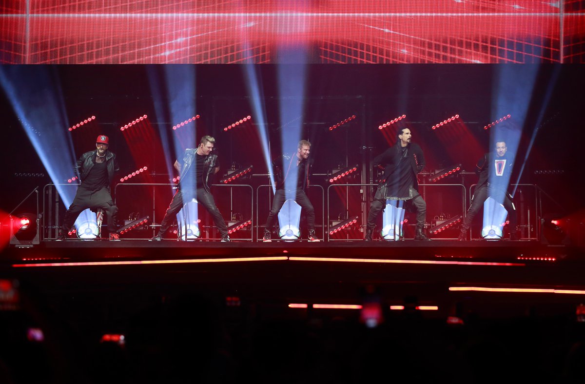 RogersArena's tweet photo. Ain't nothin' but a heartache for the @backstreetboys! ๐
#BSBVC | #DNAWorldTour2022 https://t.co/v4eb4BNORs