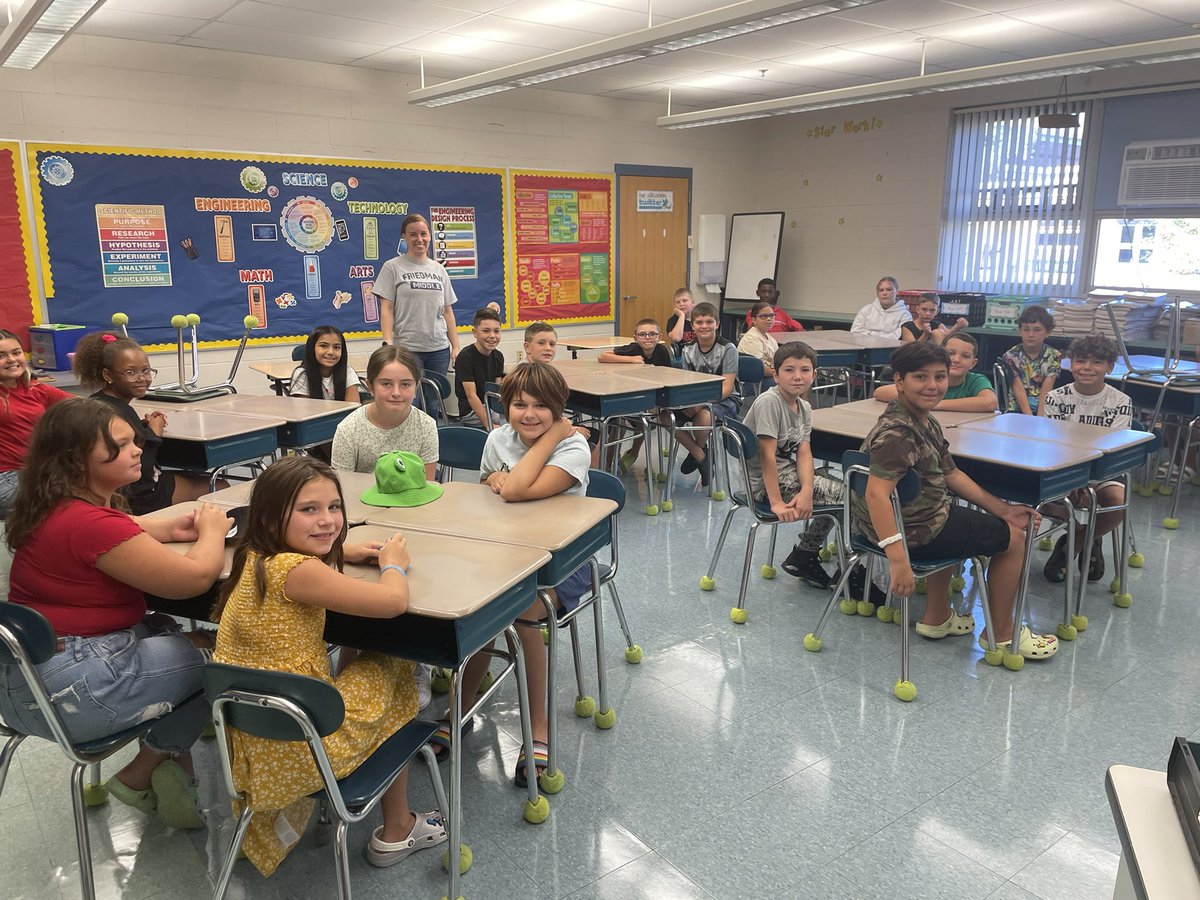 MrsCoute's tweet photo. Awesome time at our 5th Grade Boot Camp! A special shout out to our 5th grade staff🥰@Taunton_Schools https://t.co/Dq9bjpHyjU
