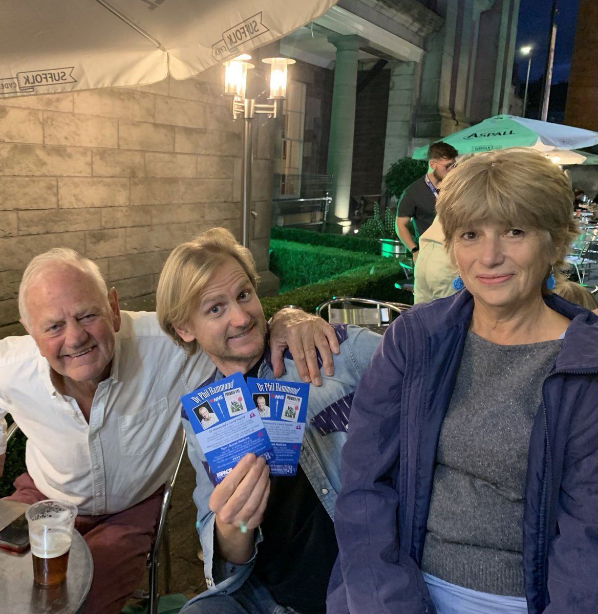 Kissing It Better tweet media