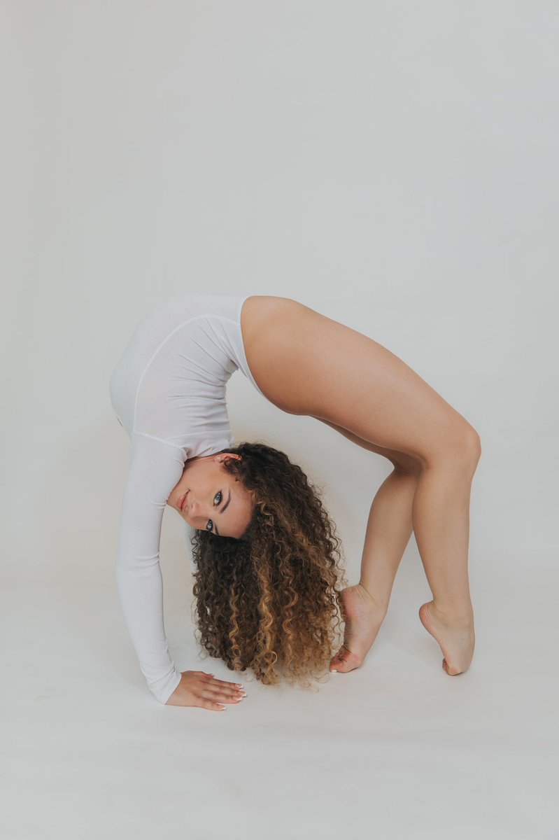 yourfriendandre's tweet photo. studio shots @sofiedossi https://t.co/E0a37Q8WJG