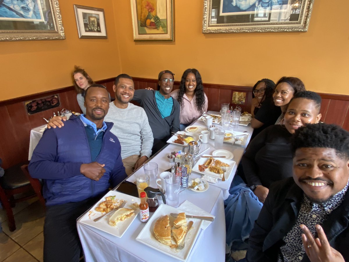 Chris Young tweet media