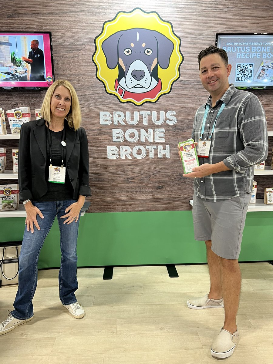 BrutusBroth's tweet photo. So great to see so many of our friends, partners, customers, and more this week at #SuperZoo! @MyBestyBnB https://t.co/0LWpILDYf6