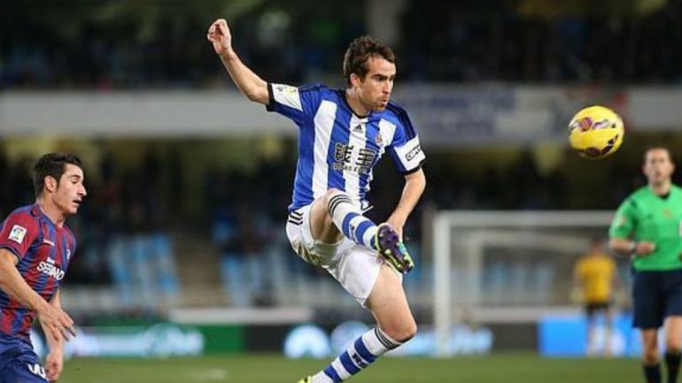 Un3DeAbrill's tweet photo. El AEK Larnaca de Mikel González y Oier Sanjurjo gana 3-0 y mañana estará en el bombo de la Europa League, los dos han sido Titulares.

Posibles rivales de la Real Sociedad en fase de grupos. ZORIONAK! https://t.co/ZzsZUowghV