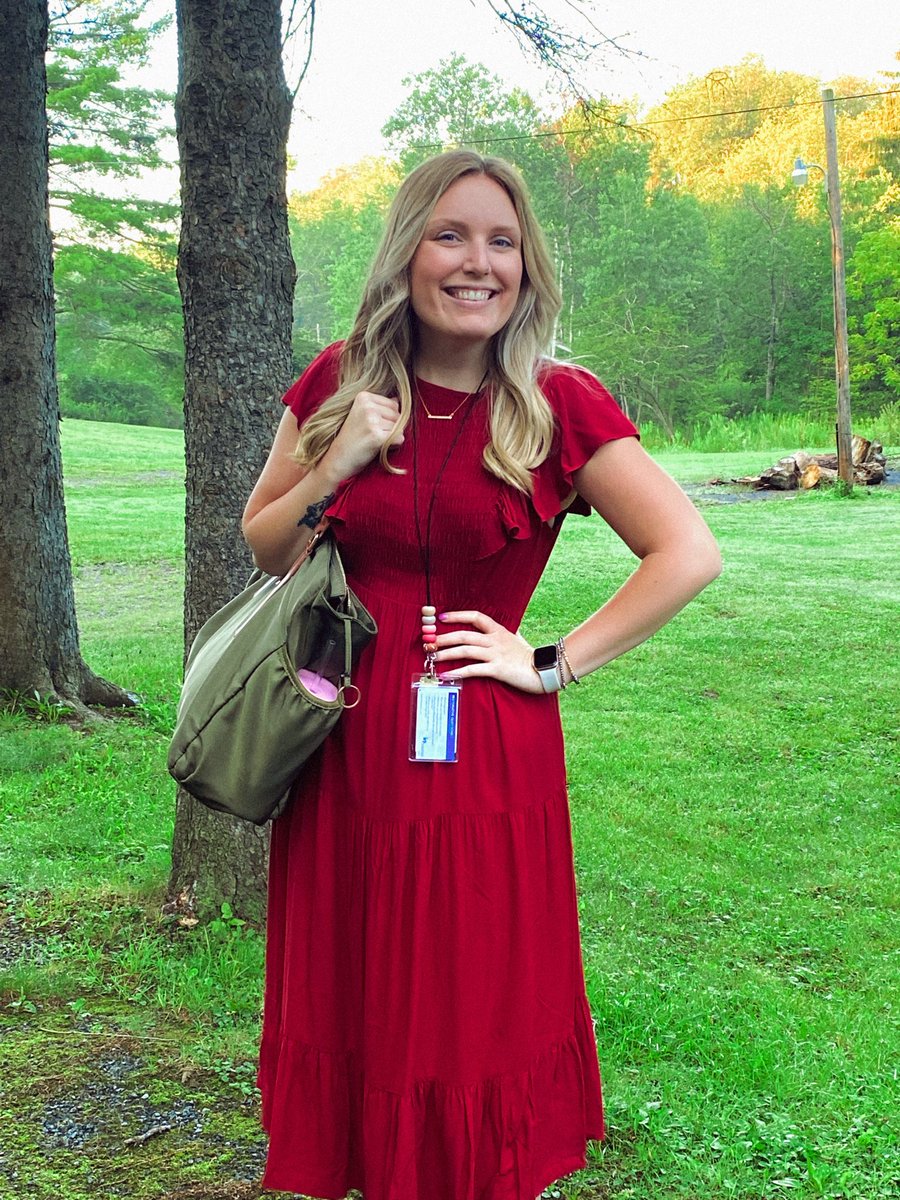 MsSanker's tweet photo. Happy first day of school! Excited to be back for year two. It was a wonderful day with my 6th graders ✏️🍎📚@MV_Knights #MVReEnergized https://t.co/QMGj5q1Kom