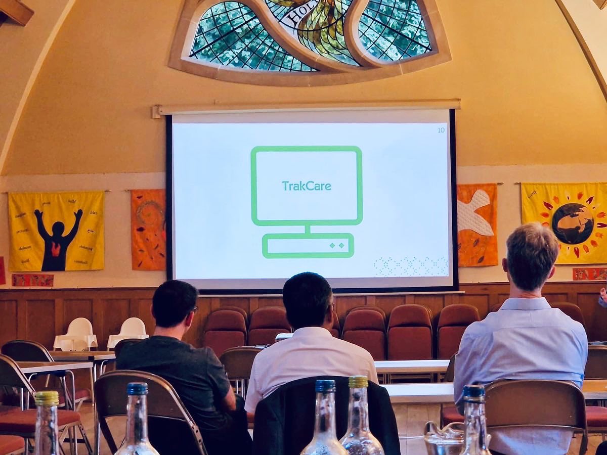 NuffHealthShrew's tweet photo. On Monday evening the Senior Management and the Nuffield Health change team welcomed consultants both virtually and F2F to an engagement evening to demonstrate the new electronic patient record which will go live on Monday 12th September. The countdown is on ⏳ 

#nuffieldhealth https://t.co/qDBG8eXjPY