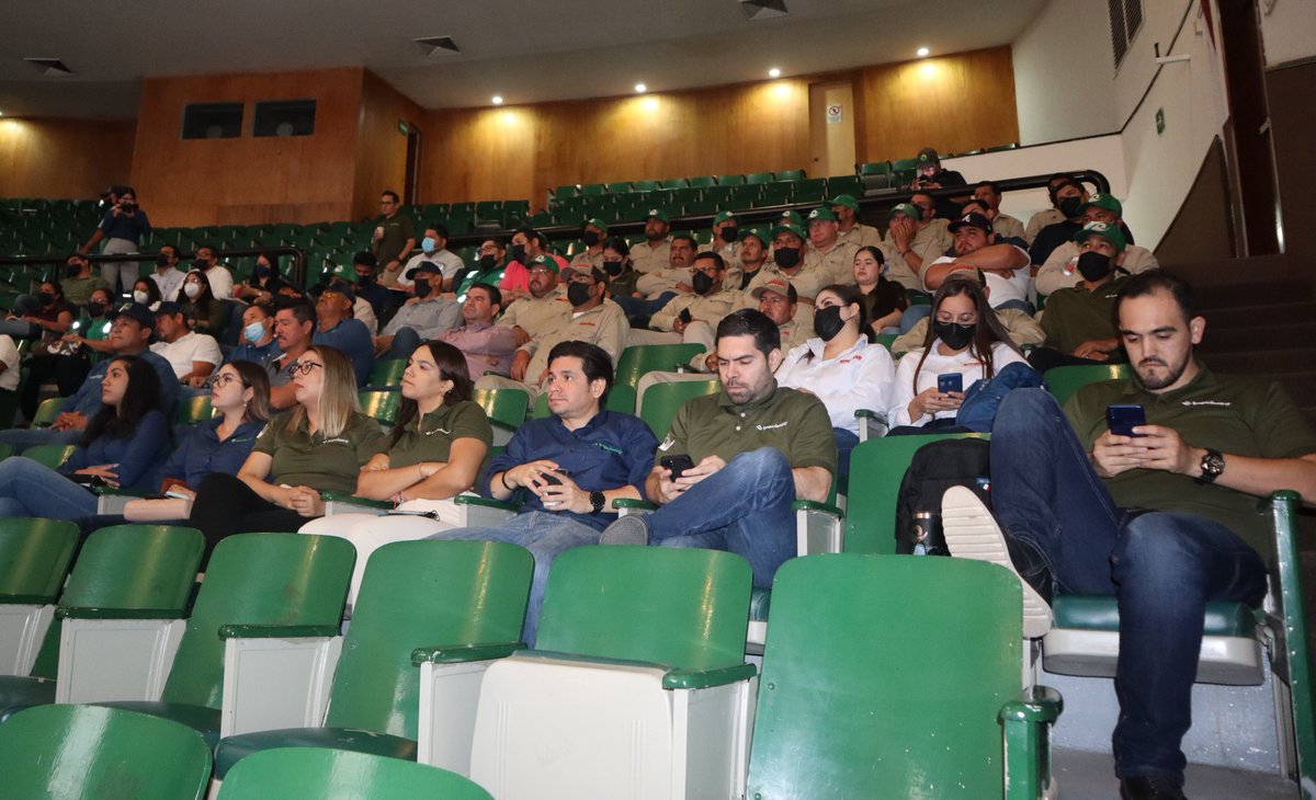 Luego de realizars en Los Mochis y Guasave, el Foro "Manejo y uso seguro del amoniaco anhidro", que organizó la #Coepriss concluyó este día en el auditorio de la AARC, en Culiacán, donde se realizó una charla sobre dicho producto químico, y un simulacro en La Platanera.