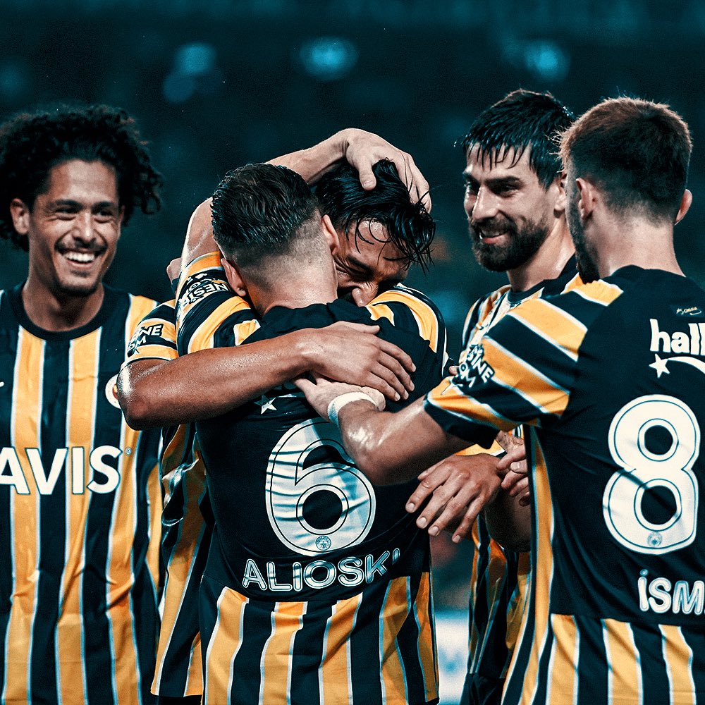 💛💙 <a href="/Fenerbahce/">Fenerbahçe SK</a>