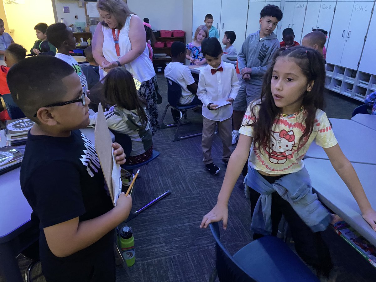 slsharp117's tweet photo. Thank you @ic_jschlotter and #2ndgrade for practicing interviewing skills with us!! #onlyatICE #IC2223 https://t.co/9iUuI18RLS