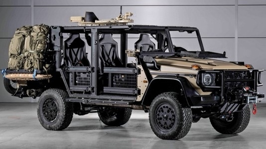 VasteronDefense's tweet photo. Based on the latest militarized and series-proven G-Class chassis, the CARACAL enables a wide array of capabilities covering the full airborne operational spectrum 🔥🔥🔥 @rheinmetallag @mercedesbenz https://t.co/Uhnl7Utt2S